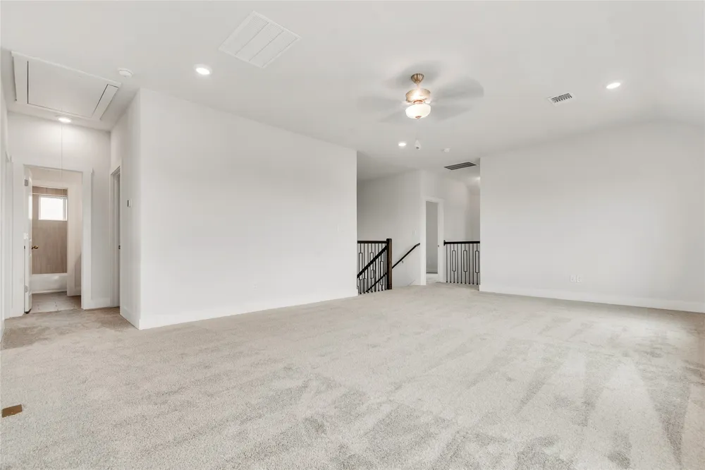 8523 Pine Muhly Drive Lago Vista, TX 78645
