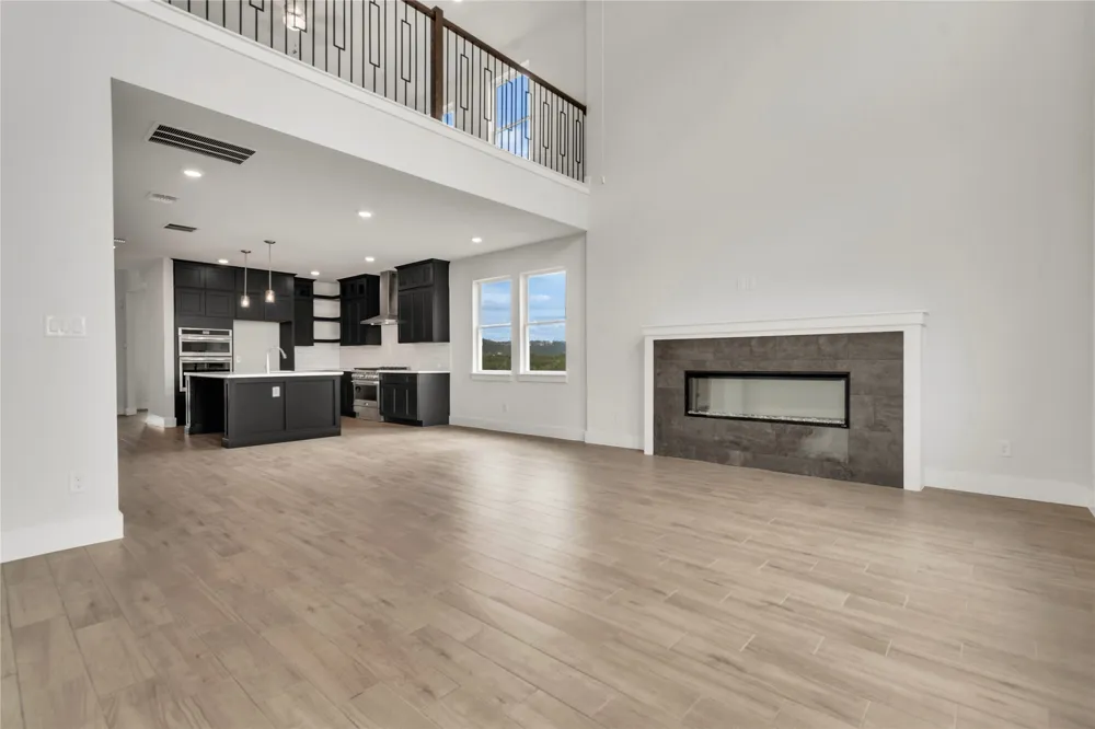 8523 Pine Muhly Drive Lago Vista, TX 78645