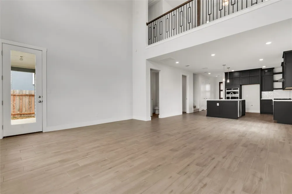 8523 Pine Muhly Drive Lago Vista, TX 78645