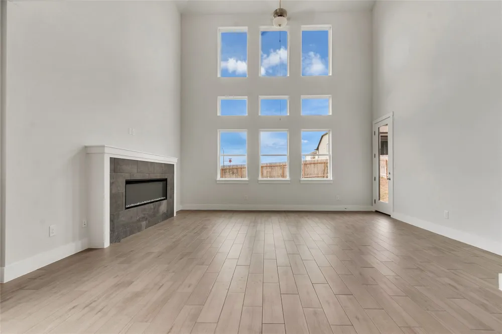 8523 Pine Muhly Drive Lago Vista, TX 78645