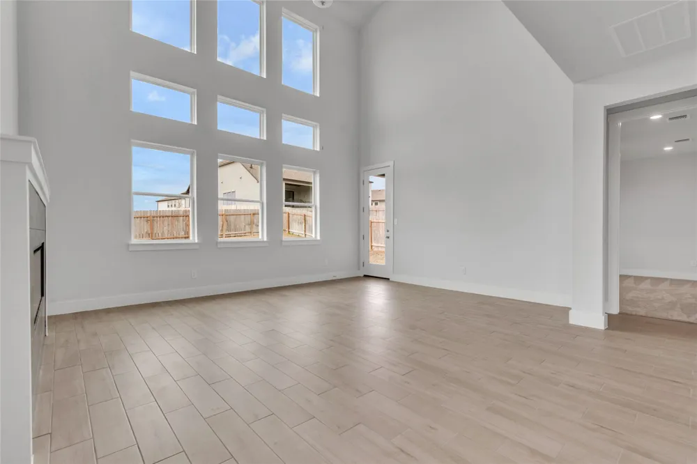8523 Pine Muhly Drive Lago Vista, TX 78645