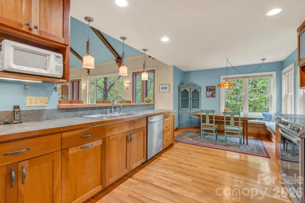 1590 Shulls Mill Road Boone, NC 28607