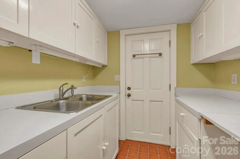 1590 Shulls Mill Road Boone, NC 28607