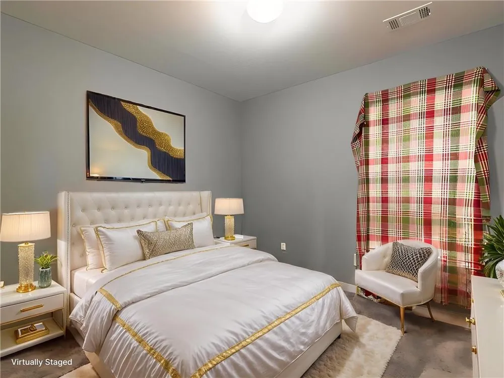 308 Balaban Circle Woodstock, GA 30188