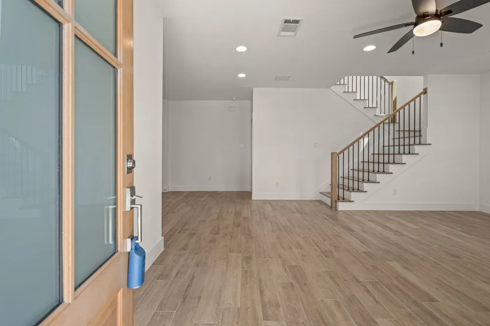 5618 Oaks Lane Westworth Village, TX 76114