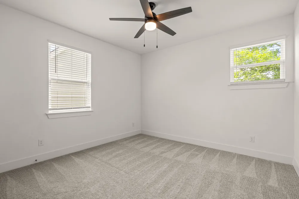 5618 Oaks Lane Westworth Village, TX 76114