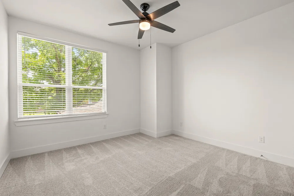 5618 Oaks Lane Westworth Village, TX 76114