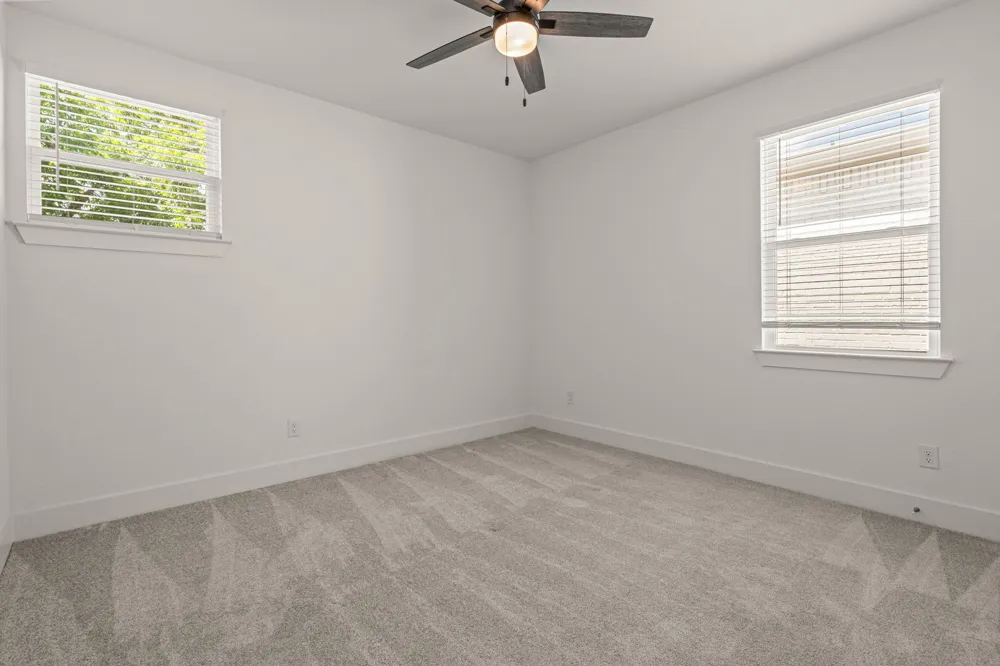 5618 Oaks Lane Westworth Village, TX 76114