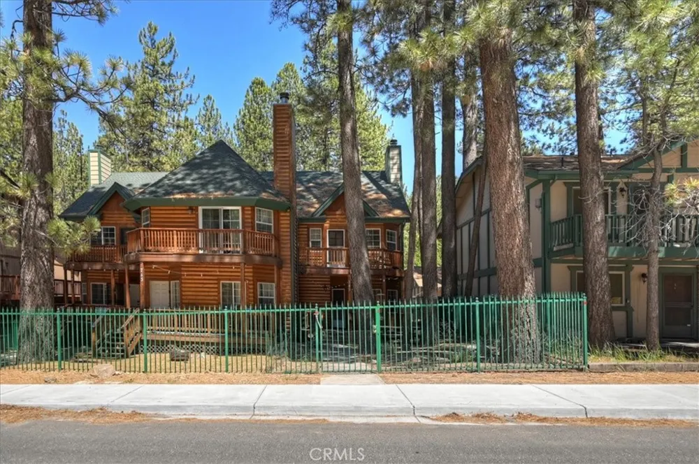 745 Summit Boulevard Big Bear Lake, CA 92315