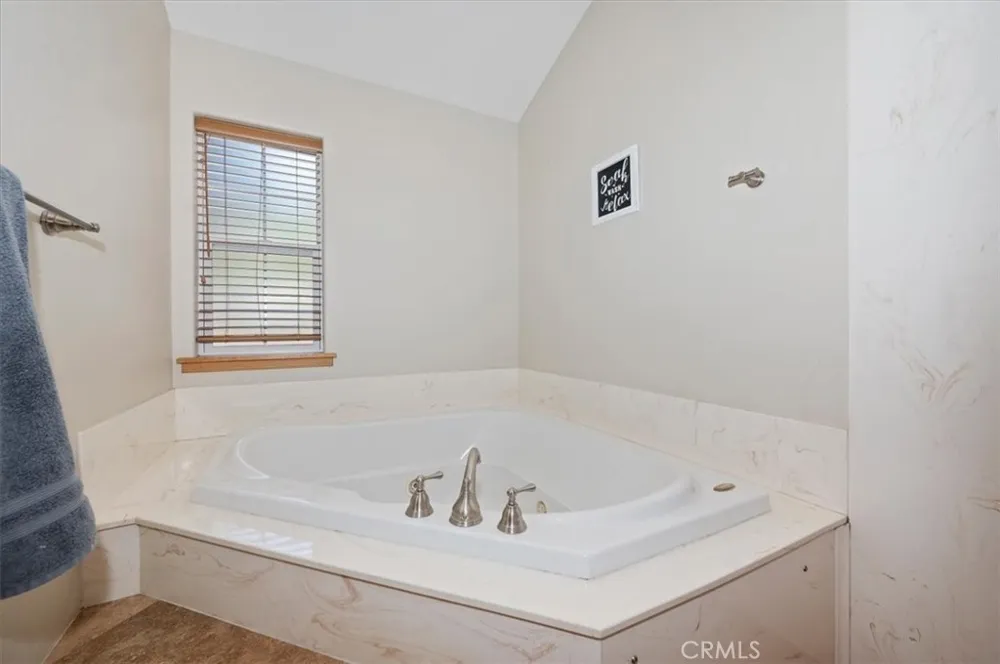 745 Summit Boulevard Big Bear Lake, CA 92315