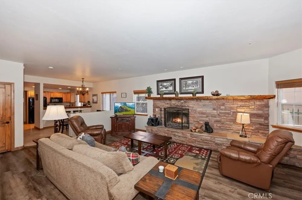 745 Summit Boulevard Big Bear Lake, CA 92315