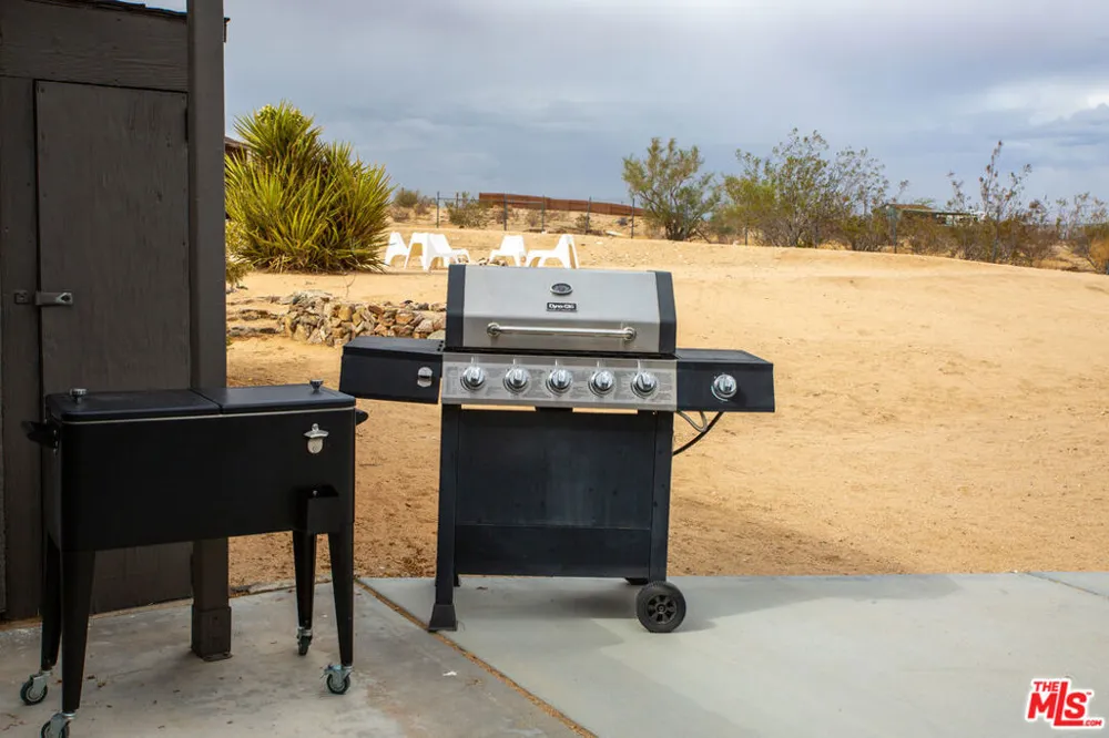 2651 Foxy Flats Road Joshua Tree, CA 92252