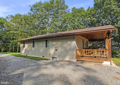 883 WHITE OAK CROSSING ROAD