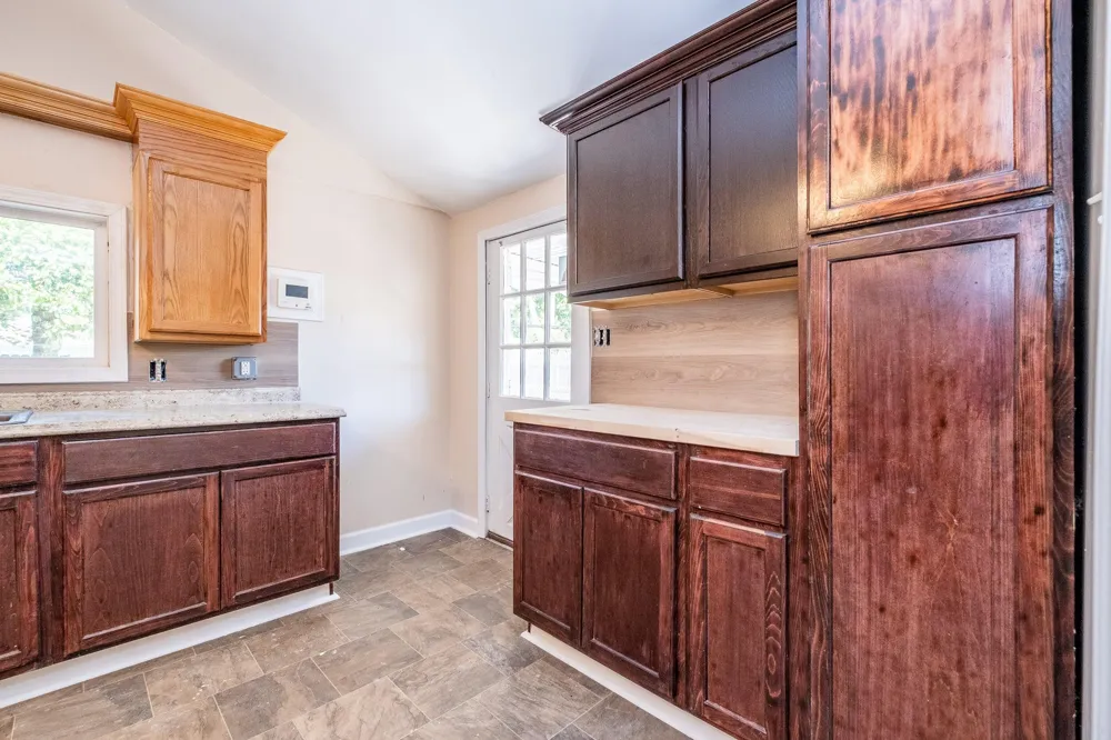 16167 Hauss Avenue Eastpointe City, MI 48021