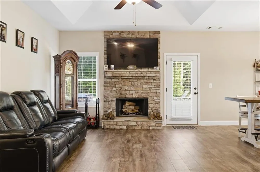 1950 E Church Road Buchanan, GA 30113