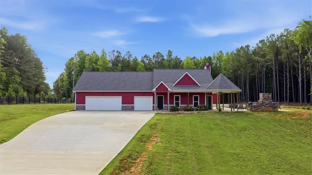 1950 E Church Road Buchanan, GA 30113