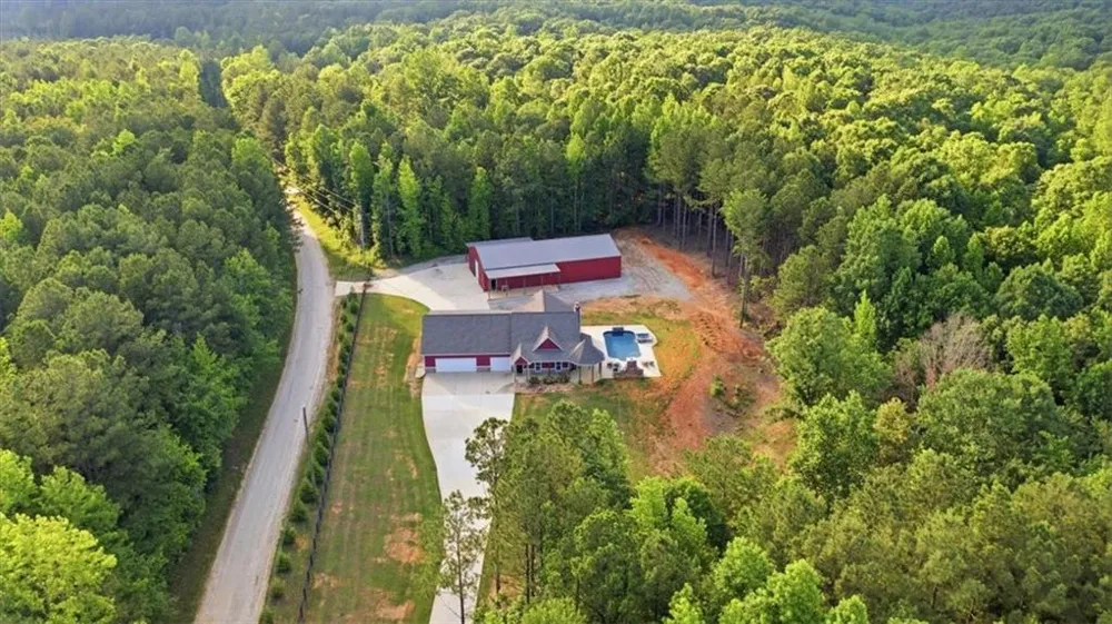 1950 E Church Road Buchanan, GA 30113