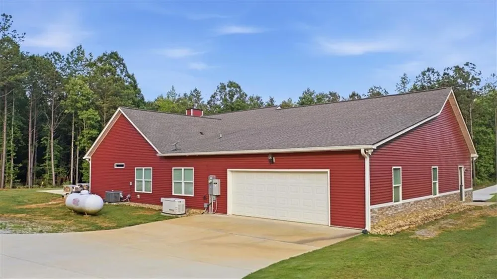 1950 E Church Road Buchanan, GA 30113
