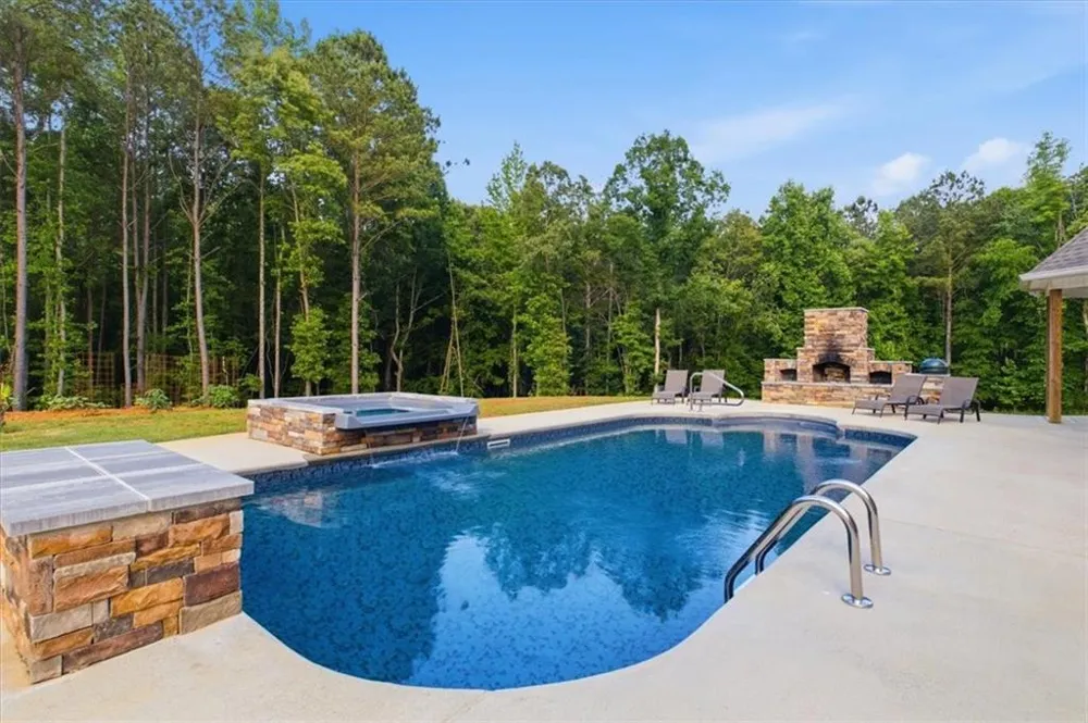 1950 E Church Road Buchanan, GA 30113