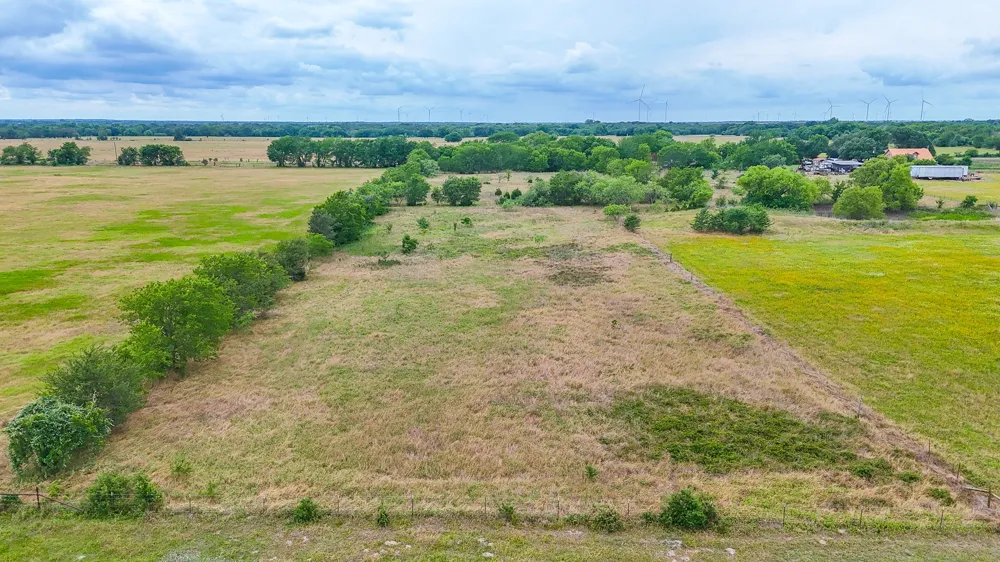 8365 Fm 642 Purdon, TX 76679