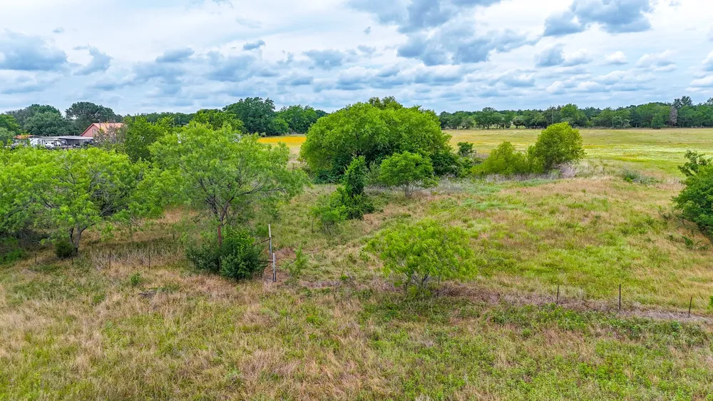 8365 Fm 642 Purdon, TX 76679