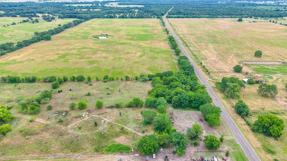 8365 Fm 642 Purdon, TX 76679