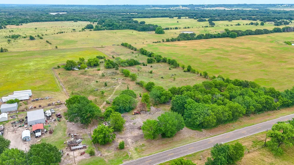 8365 Fm 642 Purdon, TX 76679