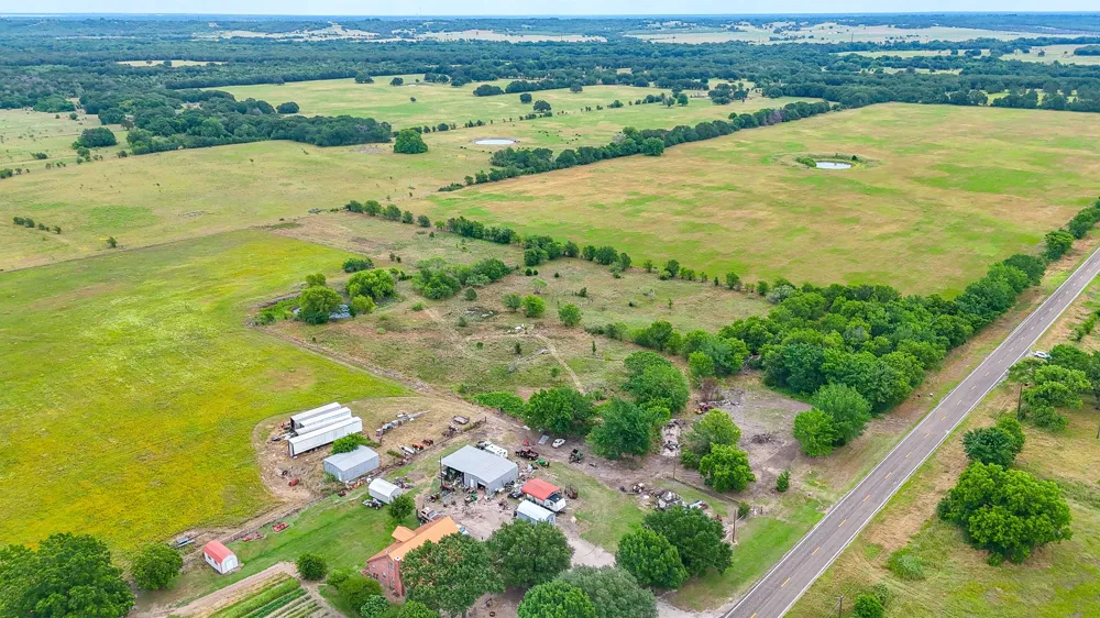 8365 Fm 642 Purdon, TX 76679