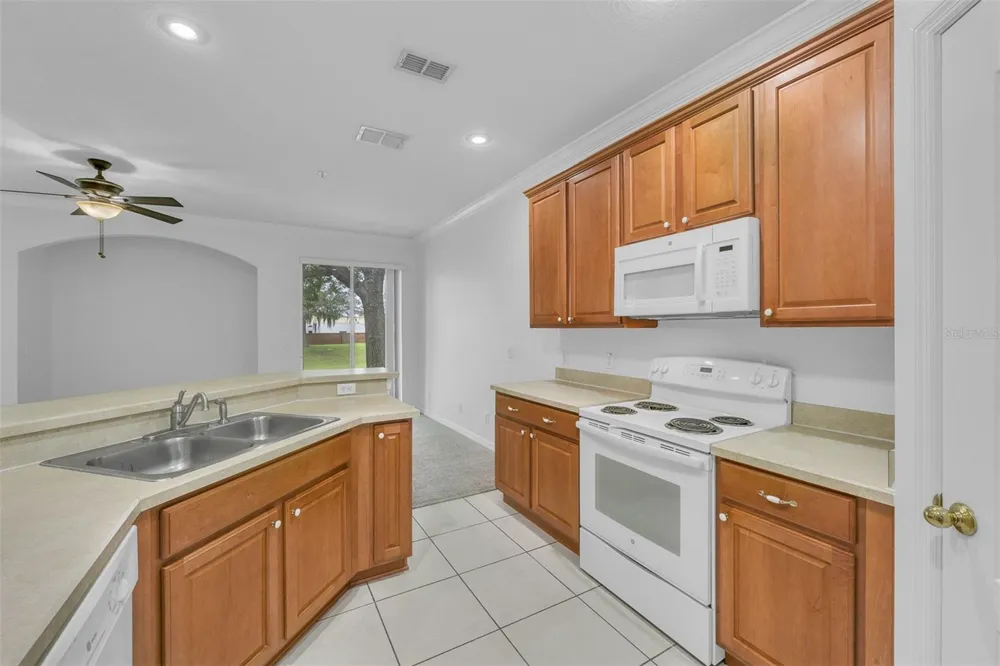 870 ASHWORTH OVERLOOK DRIVE #A Apopka, FL 32712