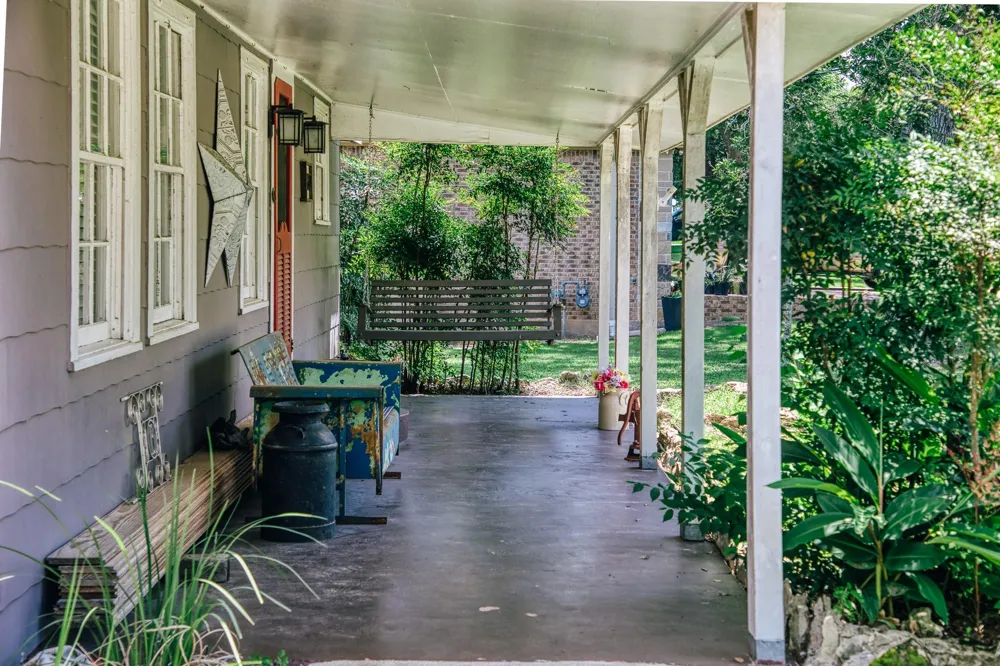 601 S Masonic Street Bellville, TX 77418