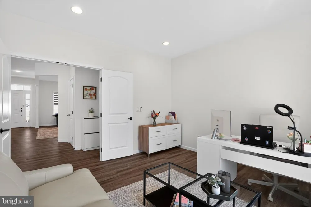1059 SMYTH LANE Pennsburg, PA 18073