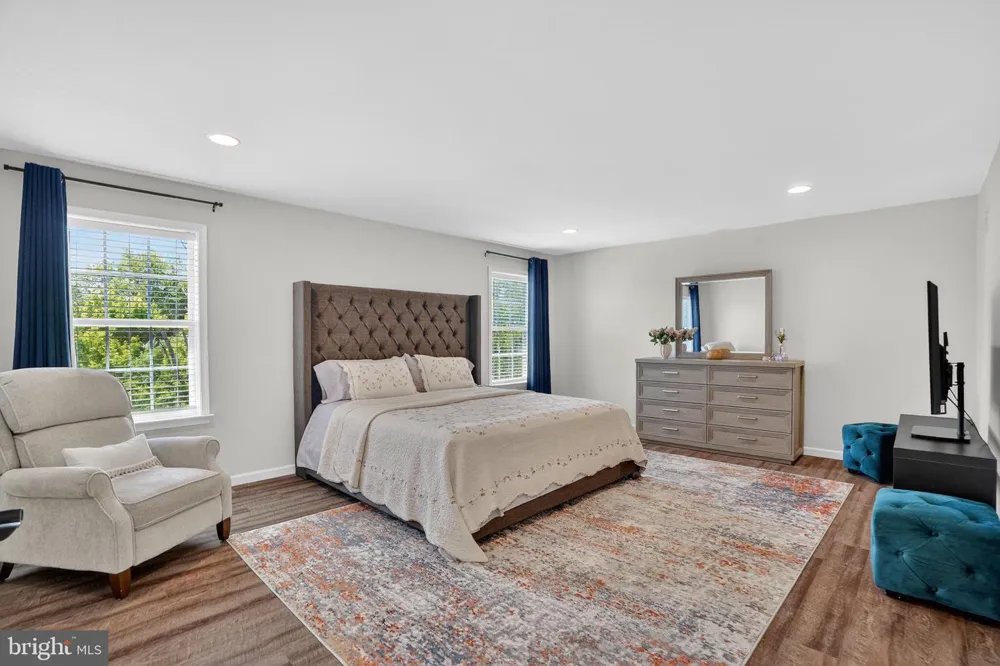 1059 SMYTH LANE Pennsburg, PA 18073