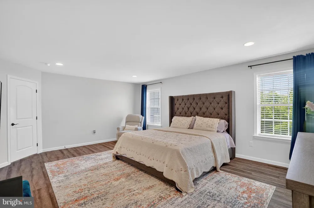 1059 SMYTH LANE Pennsburg, PA 18073