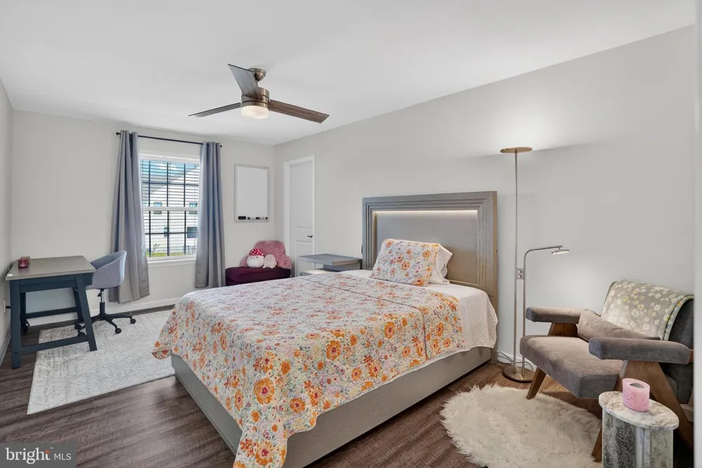 1059 SMYTH LANE Pennsburg, PA 18073