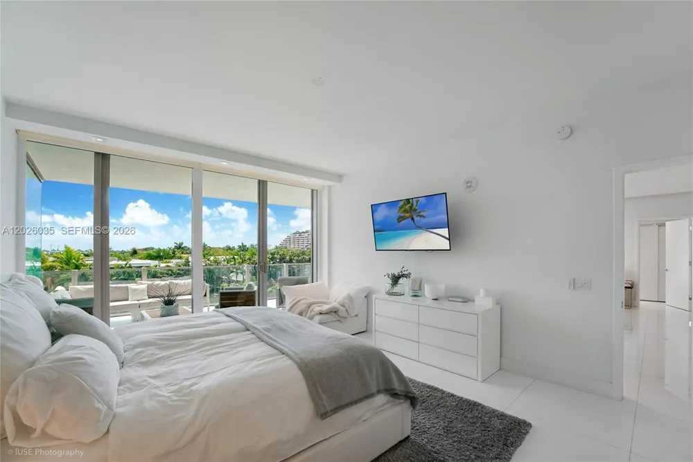 350 Ocean Dr #405N Key Biscayne, FL 33149