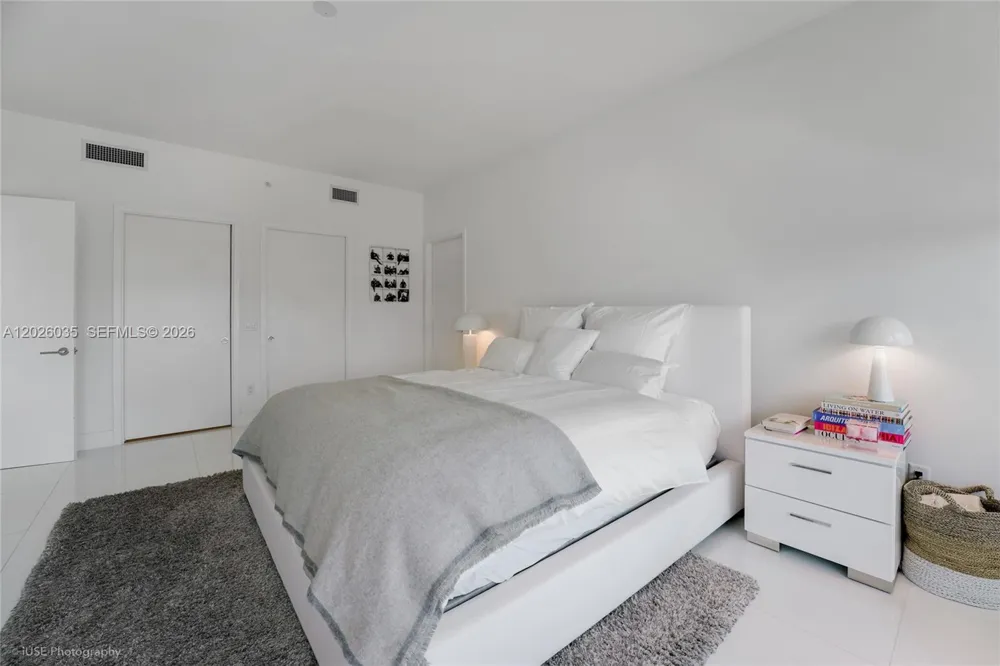 350 Ocean Dr #405N Key Biscayne, FL 33149