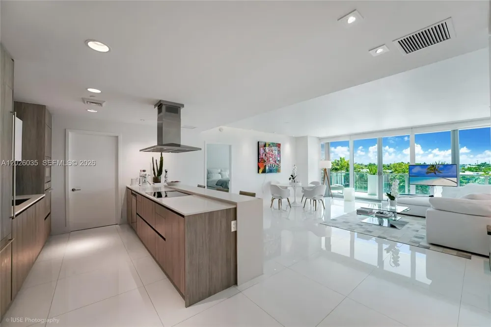 350 Ocean Dr #405N Key Biscayne, FL 33149