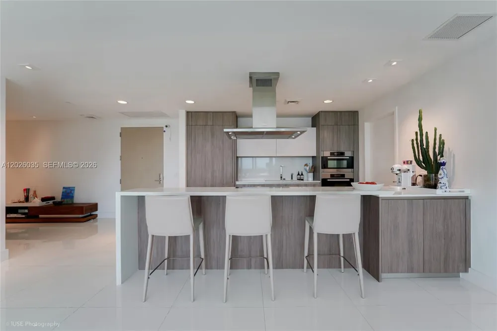 350 Ocean Dr #405N Key Biscayne, FL 33149