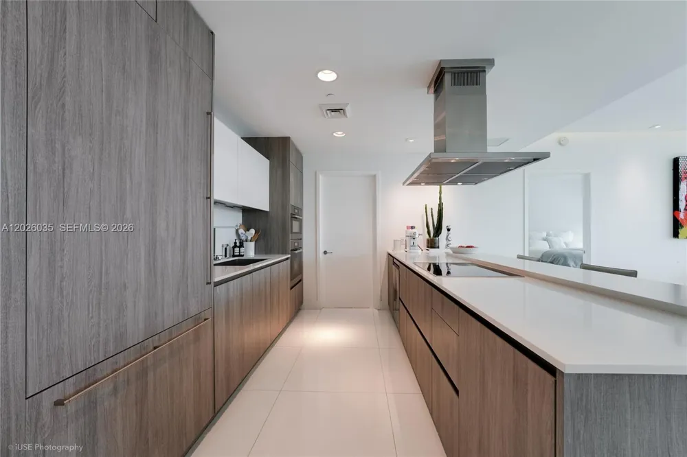 350 Ocean Dr #405N Key Biscayne, FL 33149