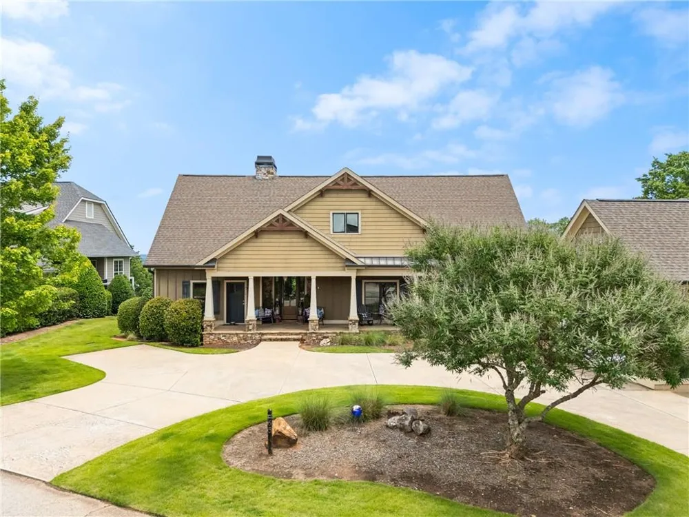 65 Cottage Lane Toccoa, GA 30577