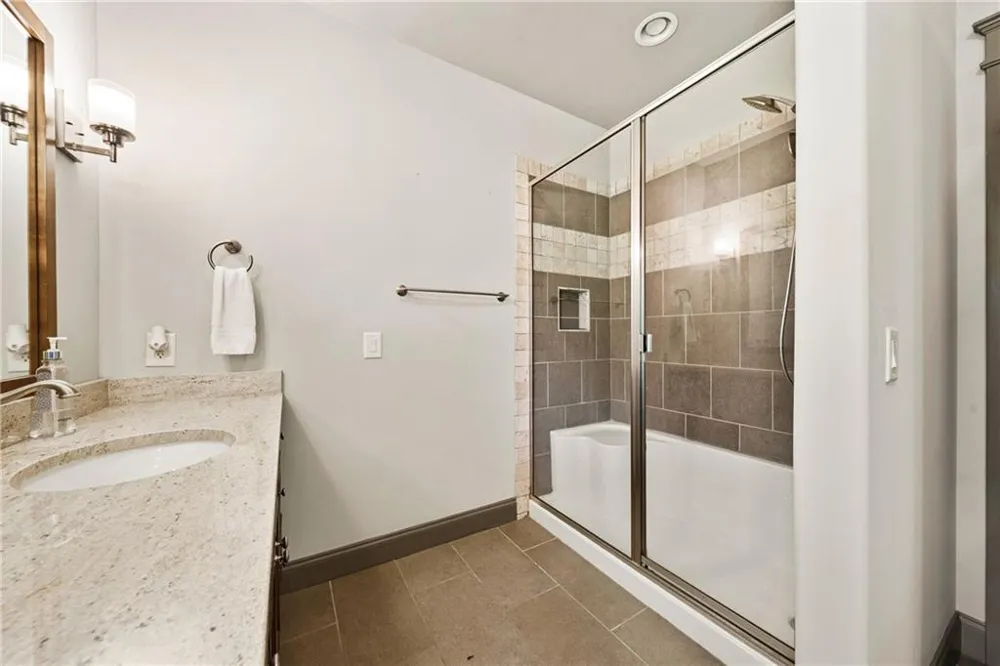 65 Cottage Lane Toccoa, GA 30577