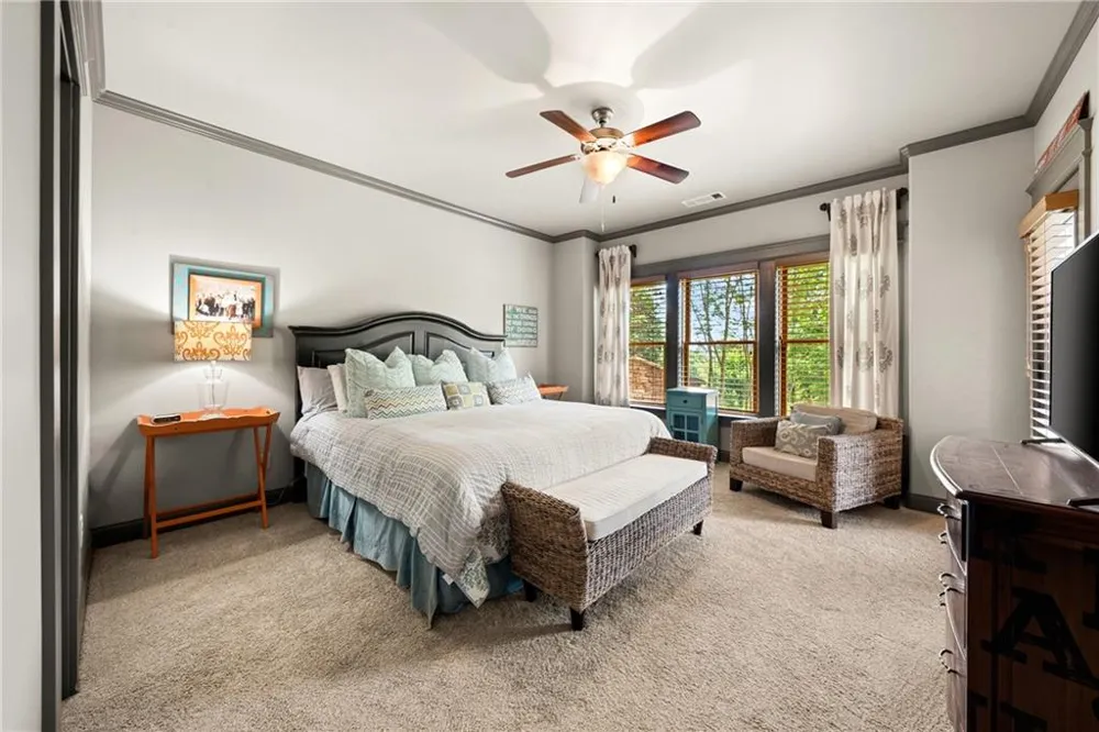 65 Cottage Lane Toccoa, GA 30577