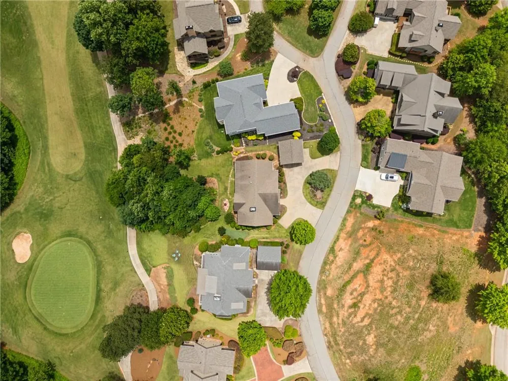 65 Cottage Lane Toccoa, GA 30577