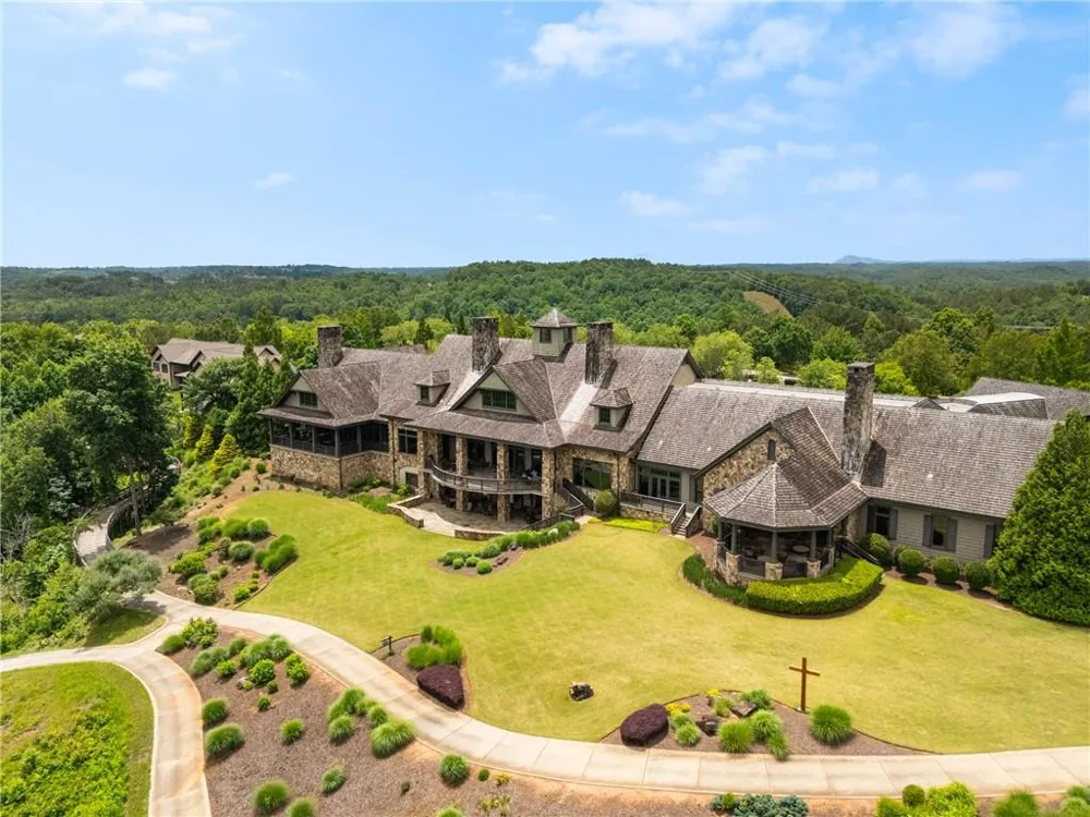 65 Cottage Lane Toccoa, GA 30577