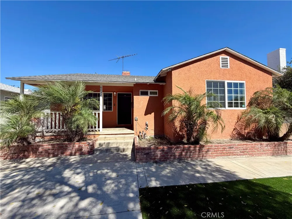 6032 Oliva Avenue Lakewood, CA 90712