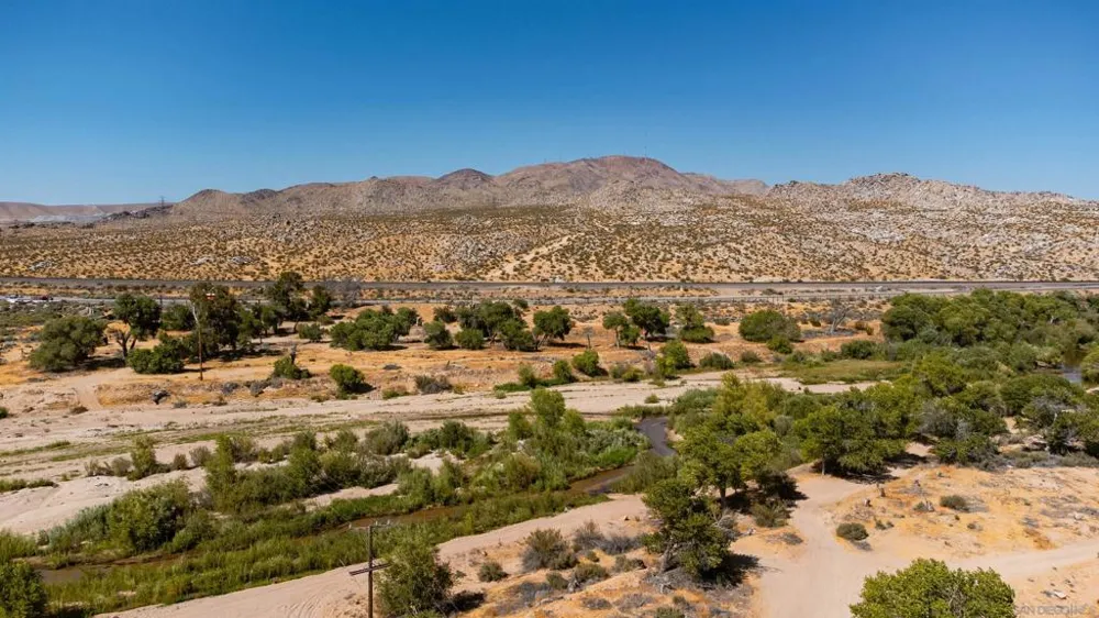 17930 National Trails Hwy Oro Grande, CA 92368