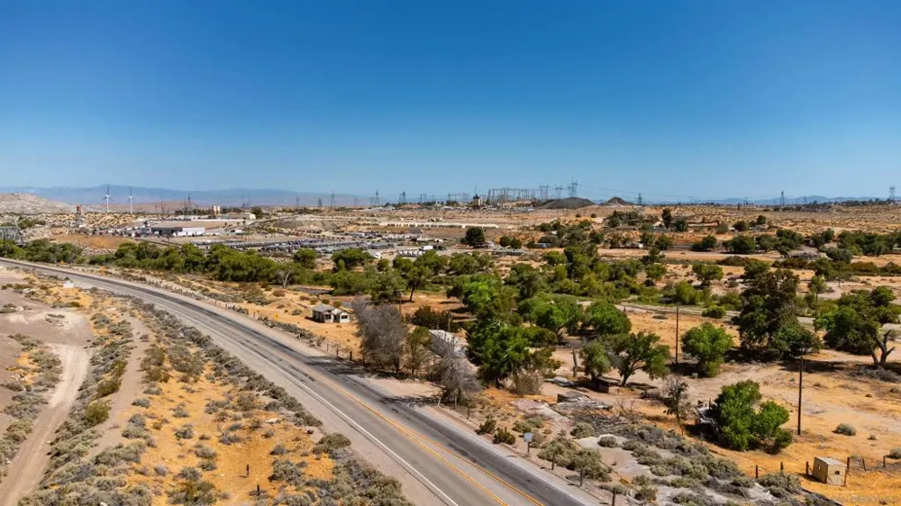 17930 National Trails Hwy Oro Grande, CA 92368