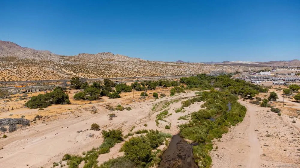 17930 National Trails Hwy Oro Grande, CA 92368