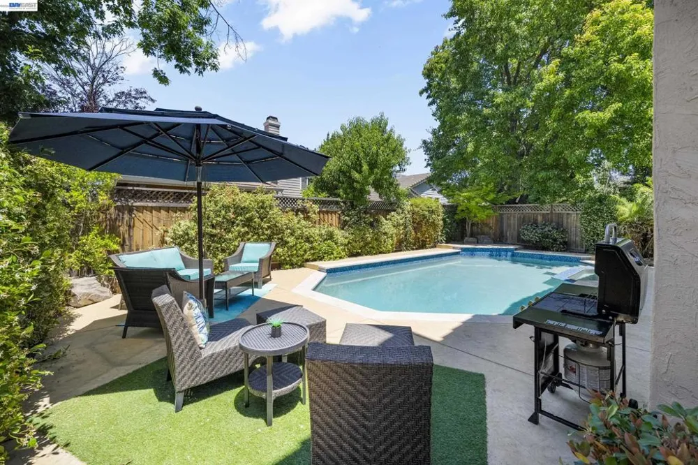 3411 Park Pl Pleasanton, CA 94588