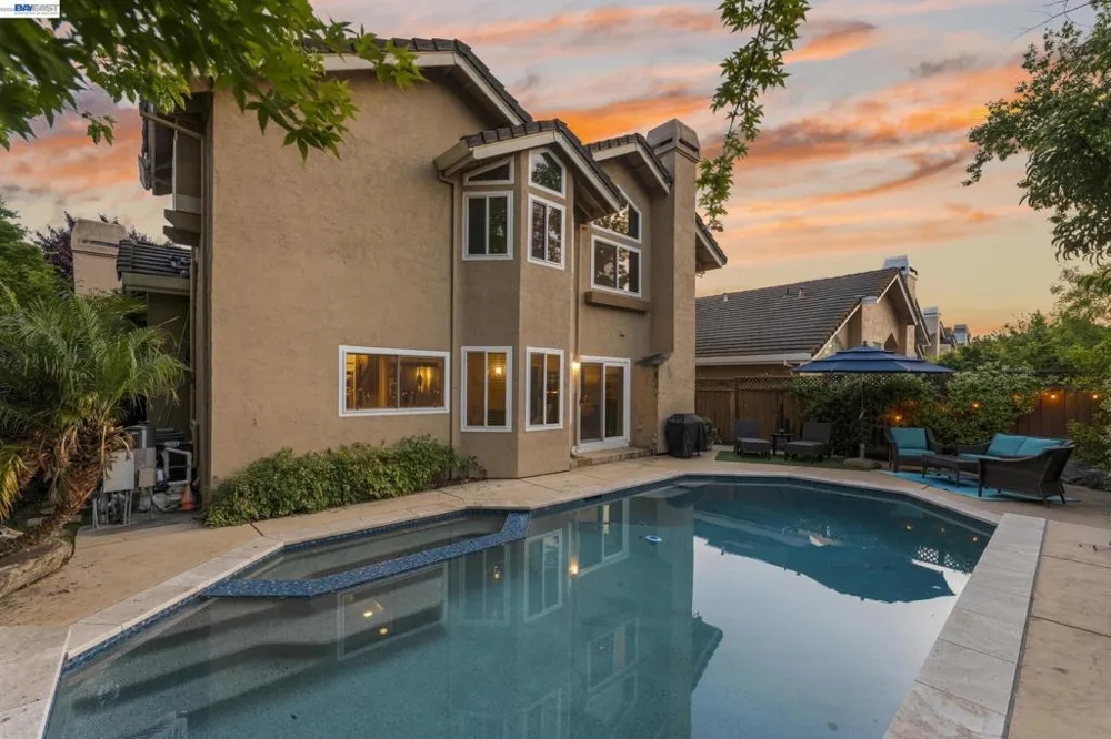 3411 Park Pl Pleasanton, CA 94588